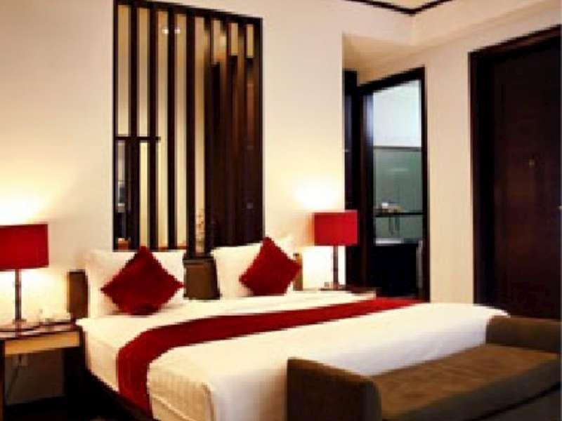 Rumah Nenek Hotel And Restaurant 파당 외부 사진