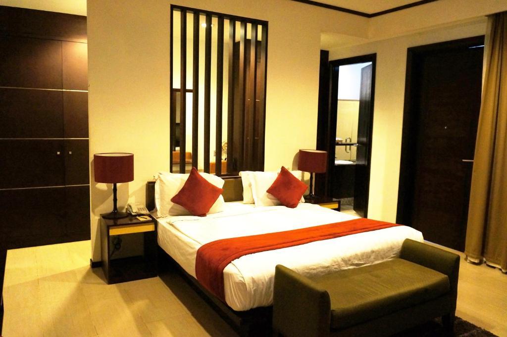 Rumah Nenek Hotel And Restaurant 파당 객실 사진